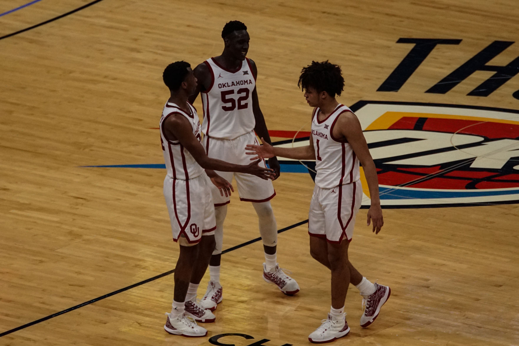 Sooners celebrate